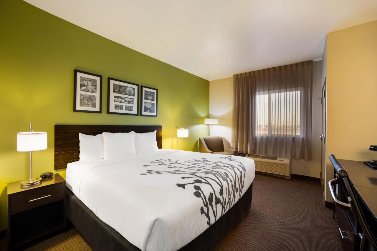 Sleep Inn & Suites Colby Ngoại thất bức ảnh