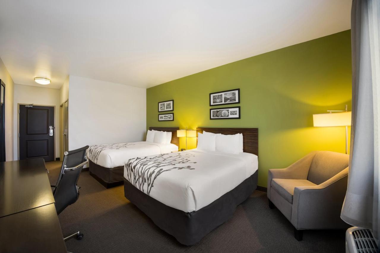 Sleep Inn & Suites Colby Ngoại thất bức ảnh