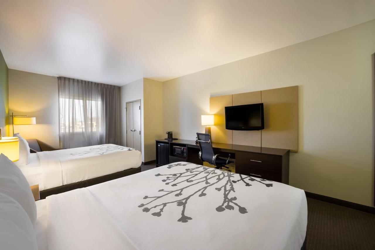 Sleep Inn & Suites Colby Ngoại thất bức ảnh