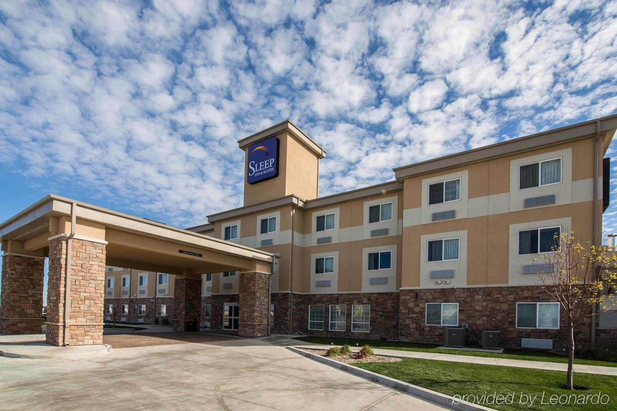 Sleep Inn & Suites Colby Ngoại thất bức ảnh