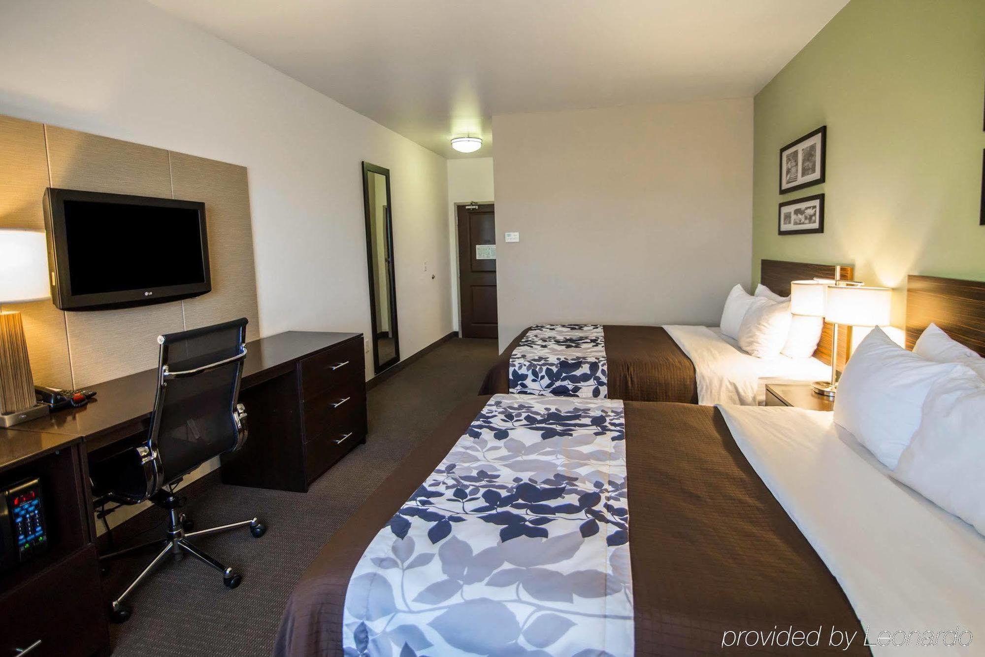 Sleep Inn & Suites Colby Ngoại thất bức ảnh