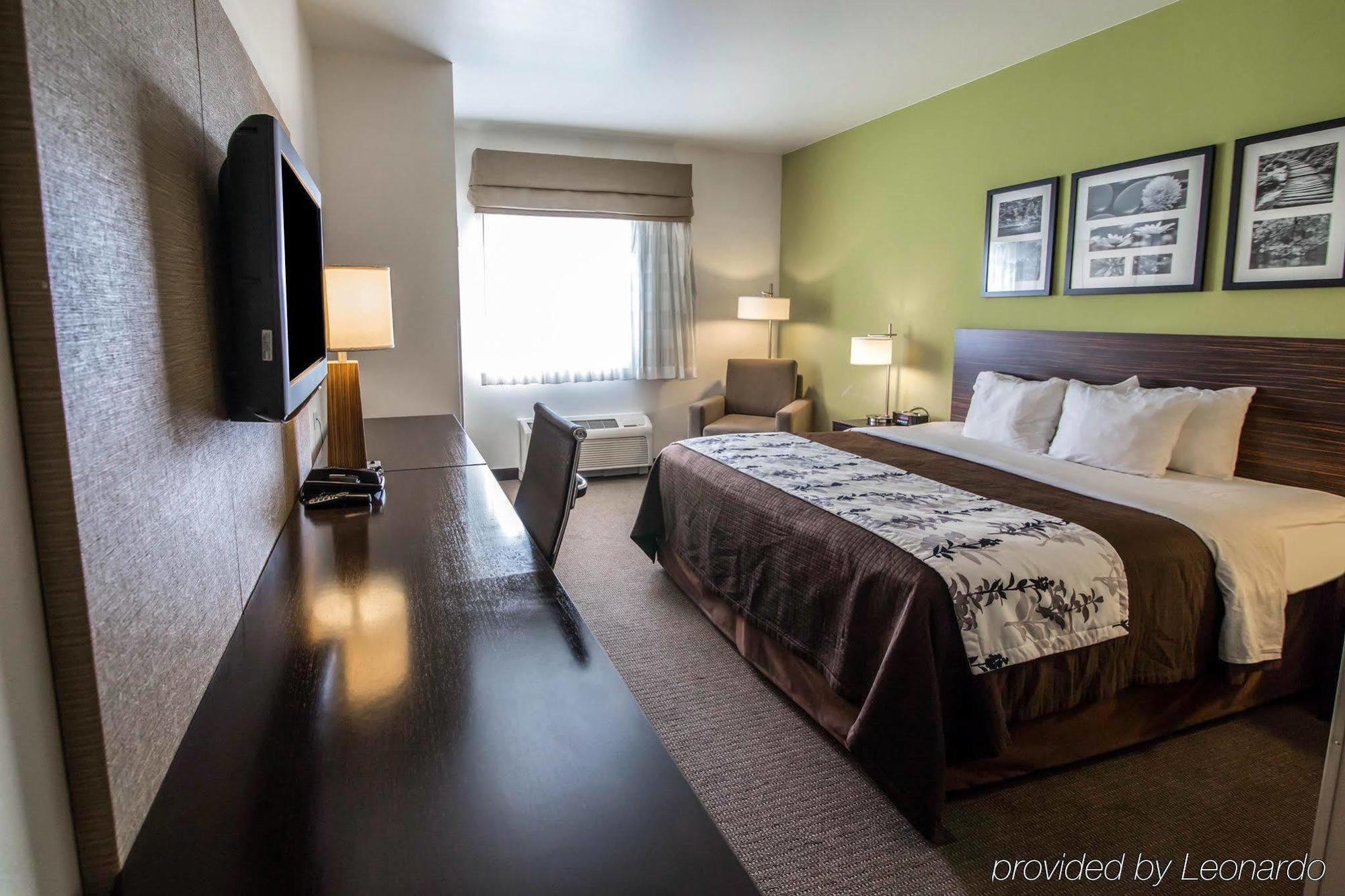 Sleep Inn & Suites Colby Ngoại thất bức ảnh